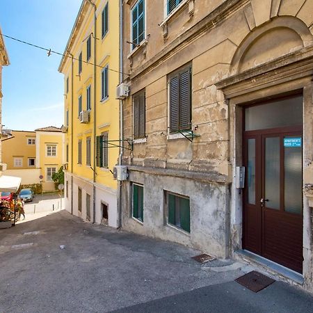 Rijeka Old Town Apartment Exterior foto
