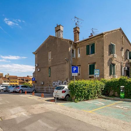 Rijeka Old Town Apartment Exterior foto